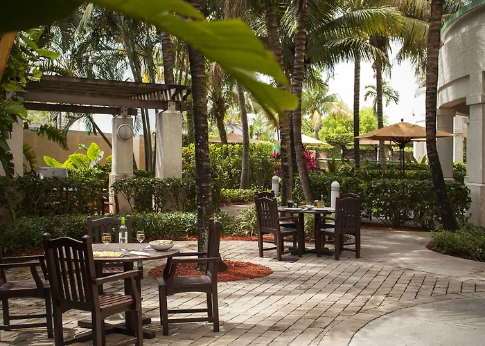 Courtyard By Marriott Fort Lauderdale Airport & Cruise Port Dania Beach