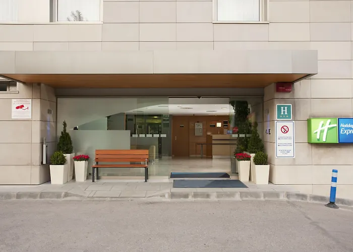 Holiday Inn Express Barcelona - Montmelo By Ihg
