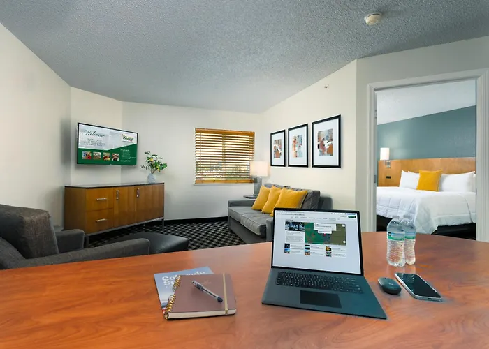 Mcm Elegante Suites (Adults Only)