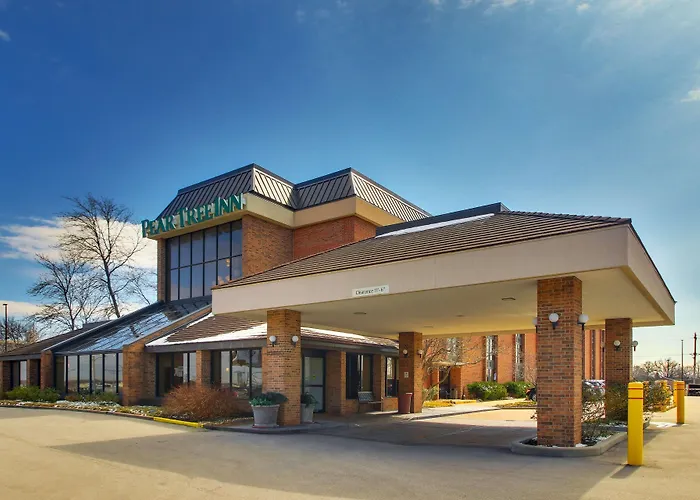Pear Tree Inn St. Louis Airport