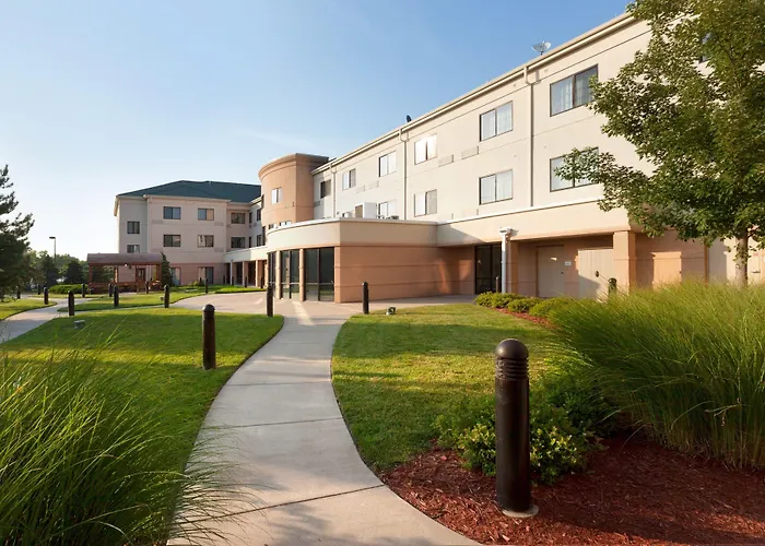 Sonesta Essential Junction City