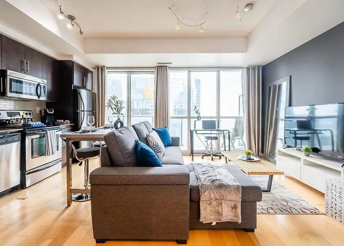 Luxury Suite W Stunning City Views - The Roland