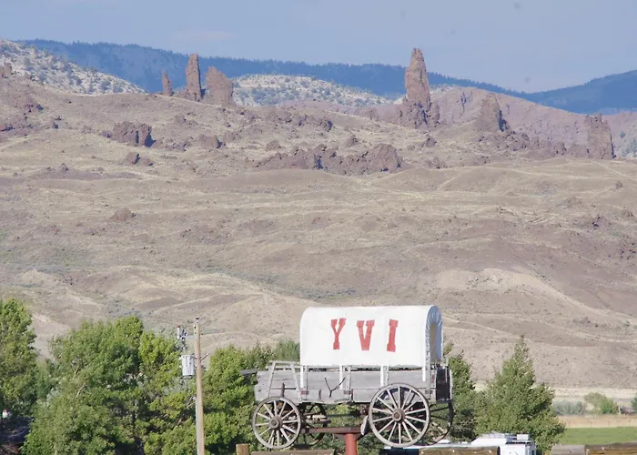 Yellowstone Valley Inn Wapiti