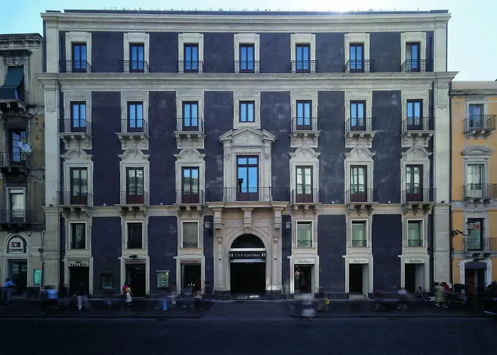 Palace | Una Esperienze