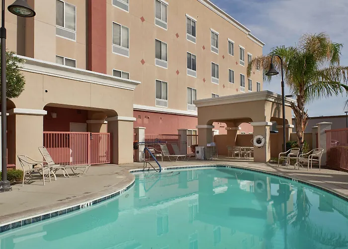 Hampton Inn & Suites Phoenix-Surprise