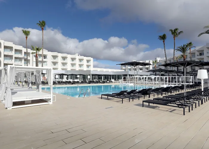Hotel Garbi Ibiza & Spa Playa d'en Bossa