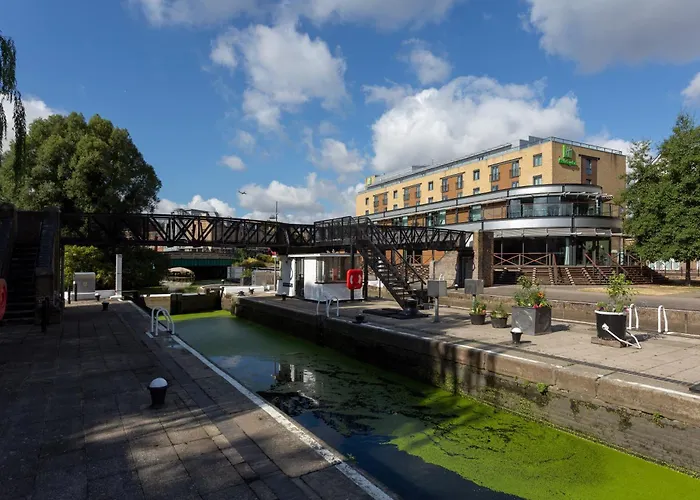 Holiday Inn London Brentford Lock By Ihg