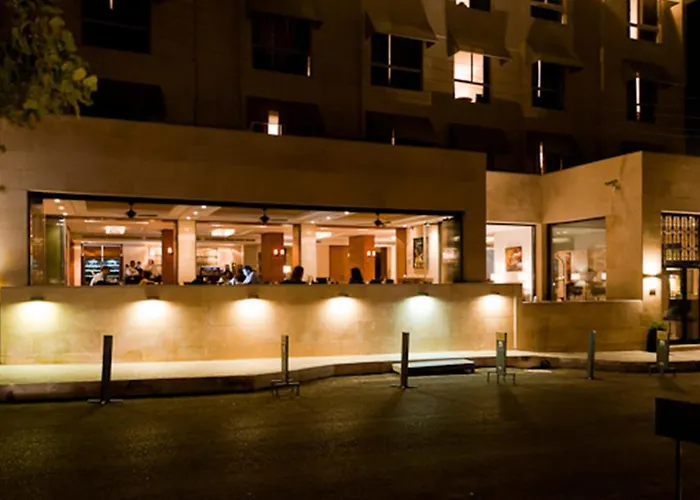Alqasr Metropole Hotel