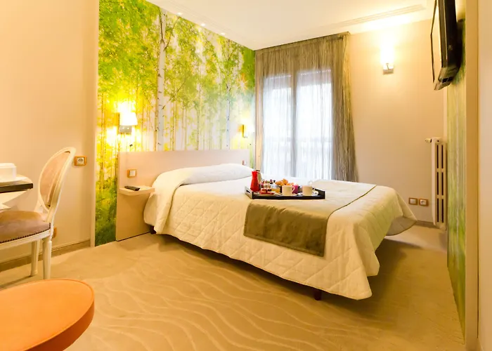 Logis Hotel Restaurant Le Fruitier Villedieu-les-Poeles-Rouffigny