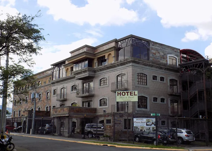 Hotel Plaza Real Suites & Apartments San Jose