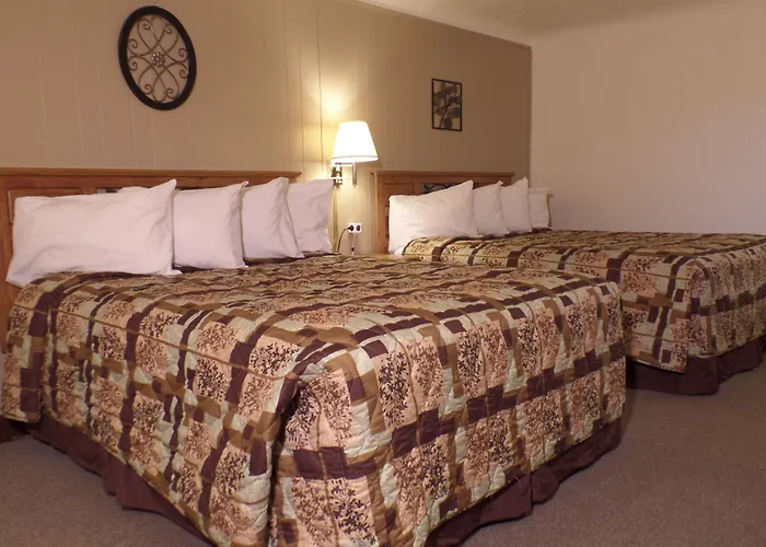Kinnikinnik Motor Lodge