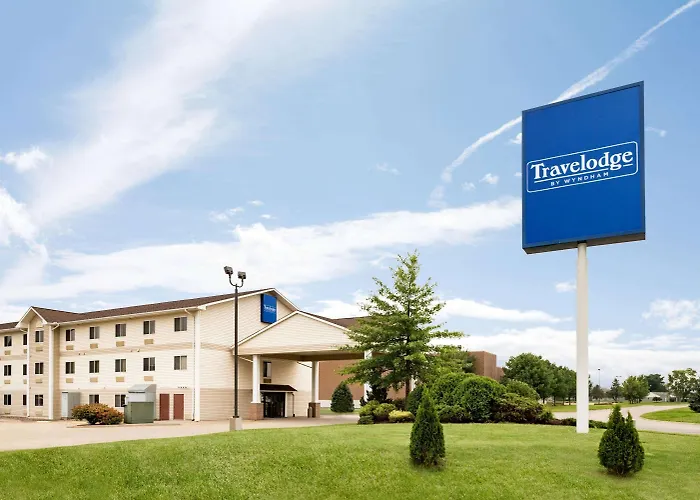 Travelodge By Wyndham Clinton Valley West Court