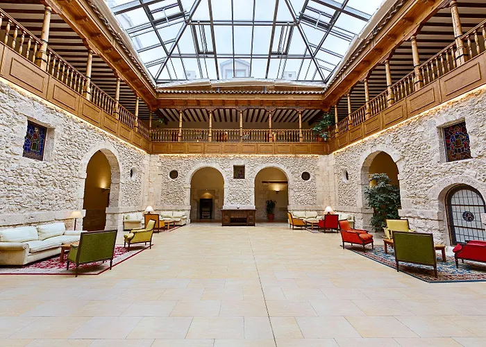AZZ Peñafiel Las Claras Hotel&Spa