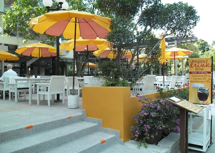 Long Beach Cha-Am Hotel