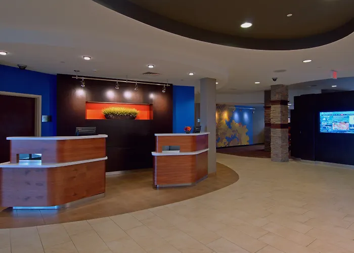 Courtyard By Marriott Madison West / Middleton