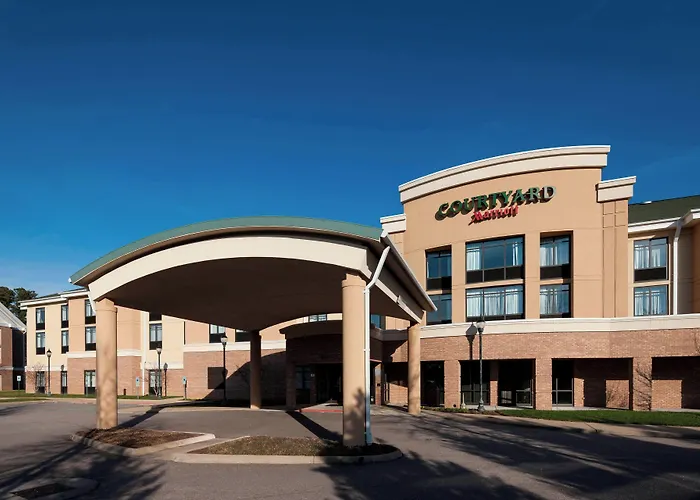 Courtyard Chesapeake