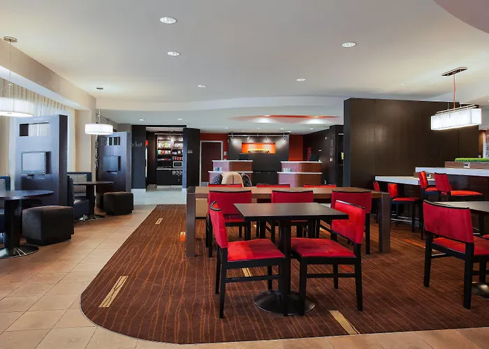 Courtyard By Marriott