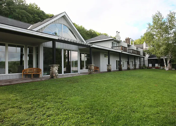 Sir Sam'S Inn & Water Spa (Adults Only)