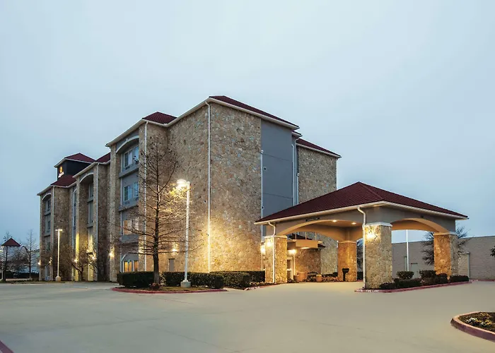 La Quinta By Wyndham Mansfield Tx