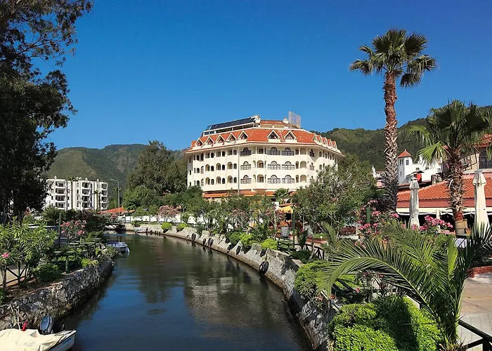 Fortuna Beach Hotel İçmeler