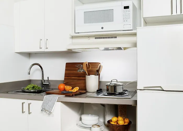 Intown Suites Extended Stay Indianapolis In - Greenwood