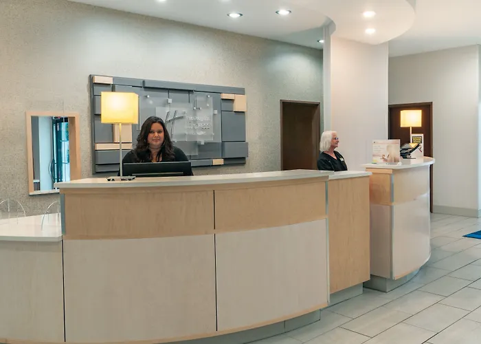 Holiday Inn Express & Suites Trinidad By Ihg