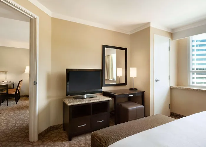 Embassy Suites Los Angeles Glendale