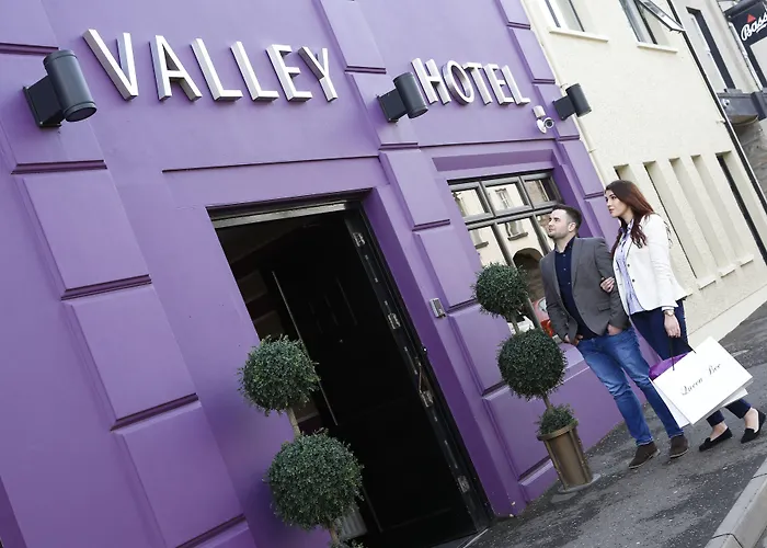 The Valley Hotel & Carriage Gardens