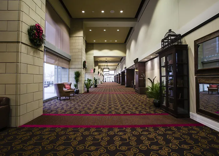 Overton Hotel And Conference Center