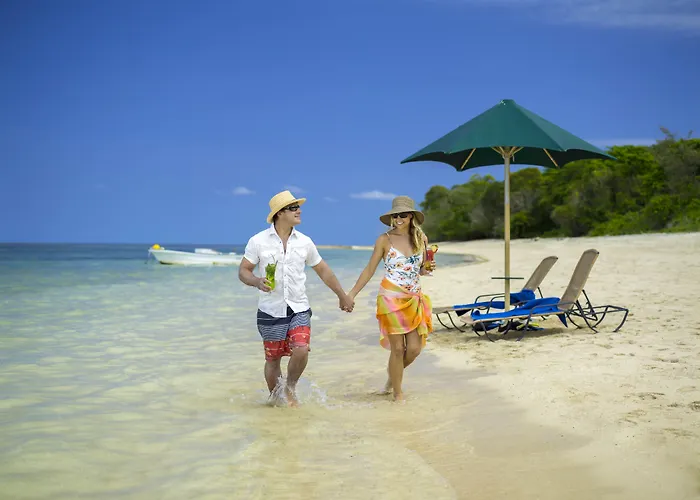 Green Island Resort