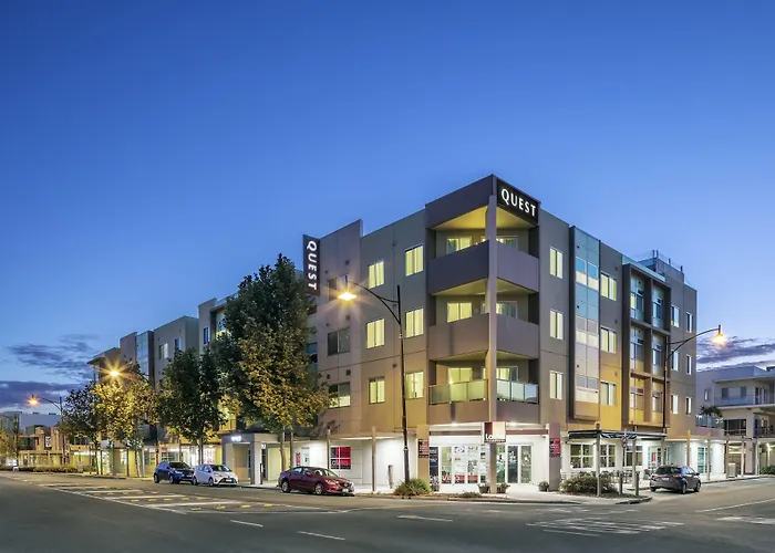 Quest Mawson Lakes