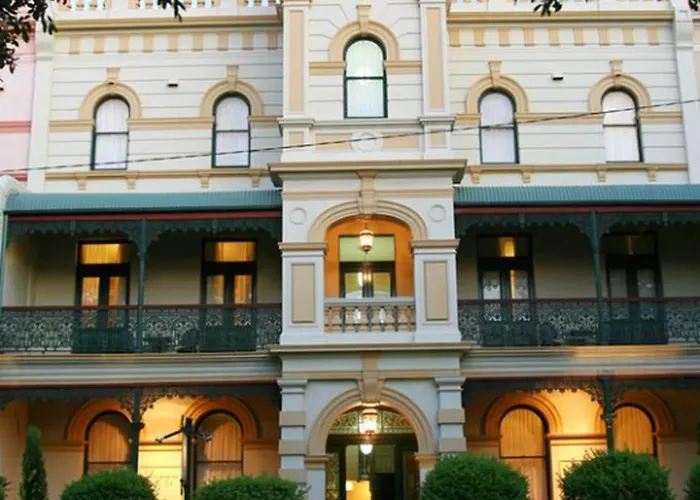 Avonmore On The Park Boutique Hotel