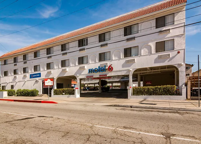 Motel 6 Monterey Park