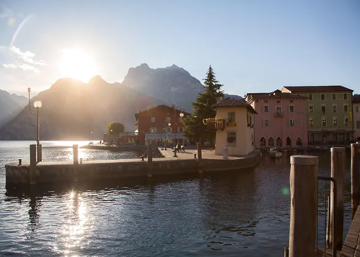 Hotel Lago Di Garda