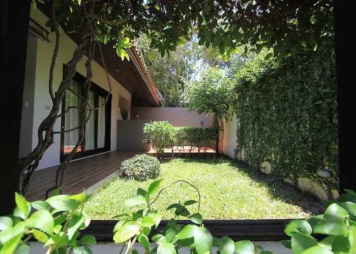 Hotel Saree Samui Mae Nam