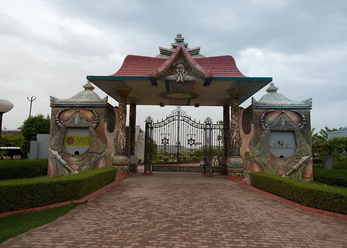 Shri Radha Brij Vasundhara Resort & Spa Govardhan