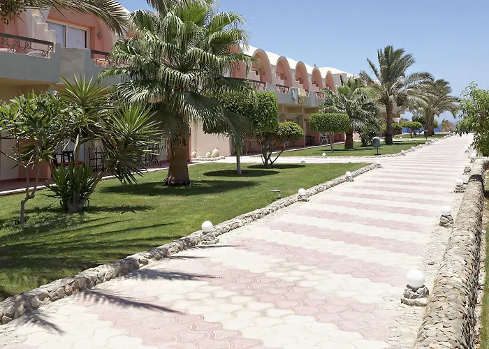 Three Corners Sea Beach Resort Coraya Bay