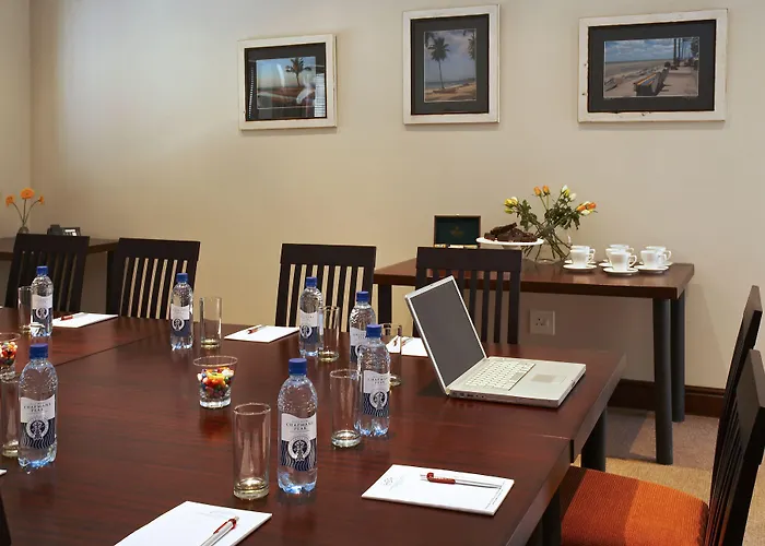 Chapmans Peak Beach Hotel