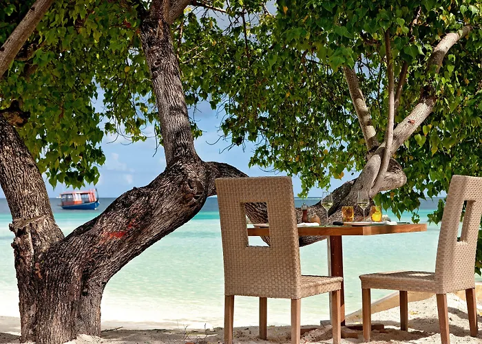 Constance Moofushi Maldives Hotel Himandhoo