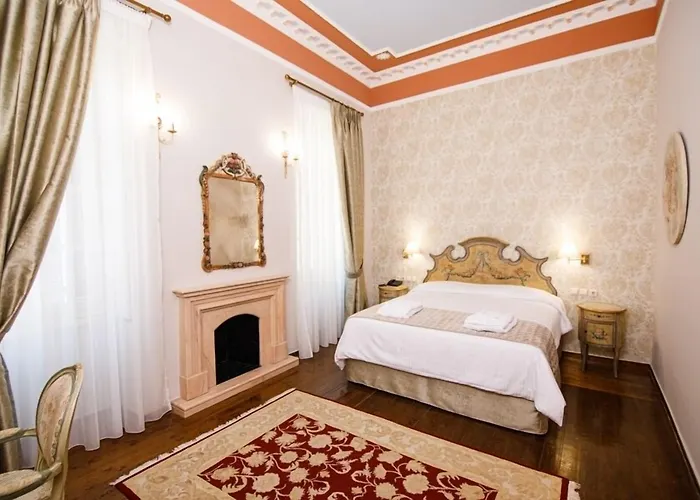 Palaiologos Luxury City Hotel
