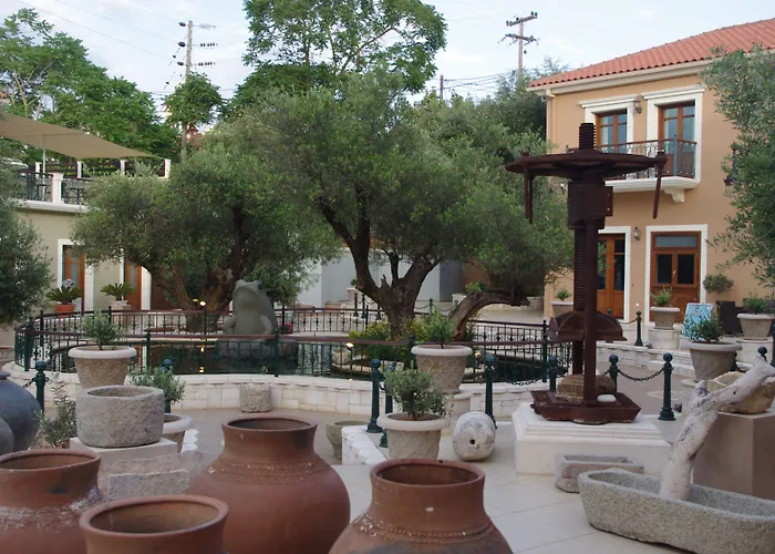 Balhambra Suites - Adults Only