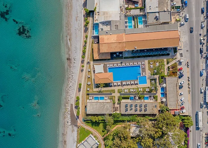 Villa Di Mare Seaside Suites
