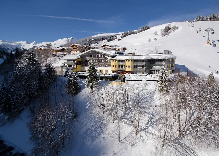 Hotel Residenz Hochalm - SKI IN -SKI OUT Saalbach-Hinterglemm