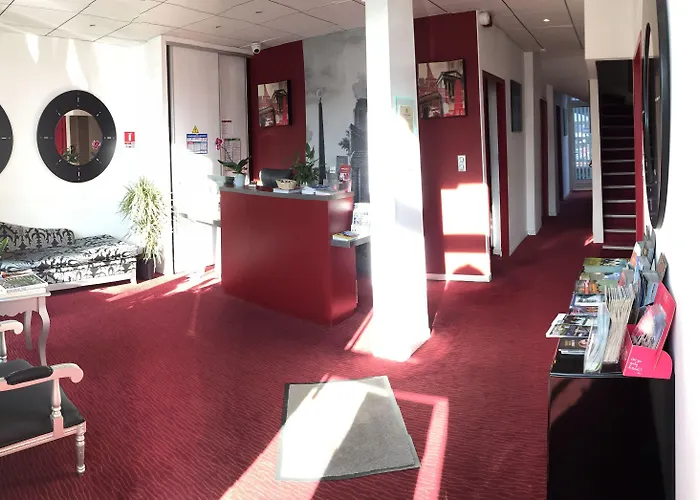 Logis Hotel Saint Martin Orleans
