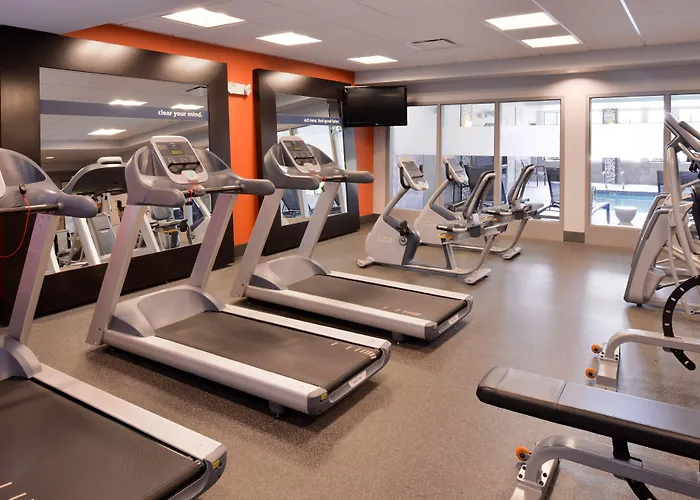 Hampton Inn & Suites Dupont