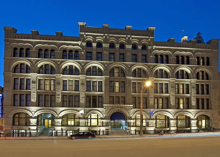 Hilton Garden Inn Milwaukee Downtown