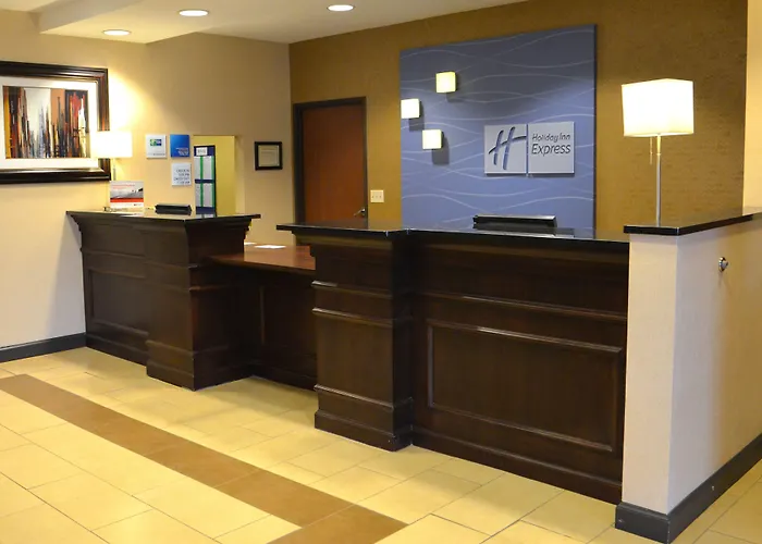 Holiday Inn Express & Suites Sidney By Ihg