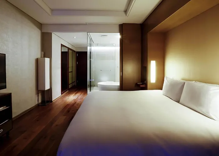 Grand Mercure Ambassador Changwon