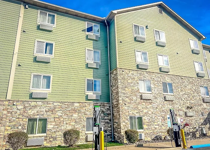 Suburban Studios Triadelphia - Wheeling At The Highlands