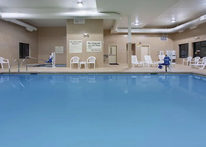 Hampton Inn & Suites Astoria